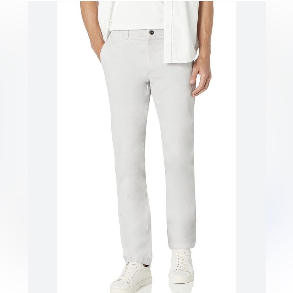 Goodthreads NWT Slim Fit Washed Comfort Stretch White Chinos. Size 42x32